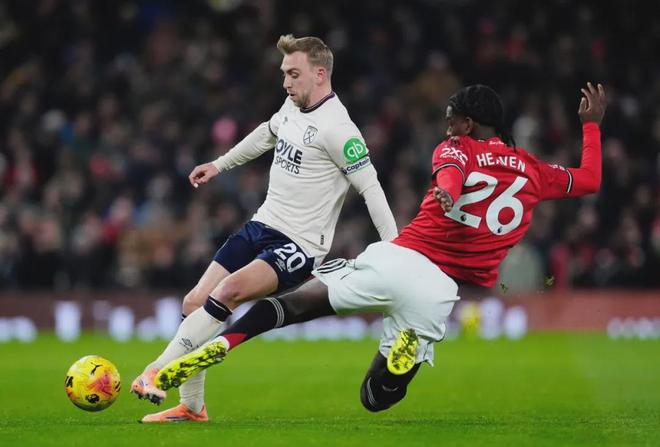 表现出色！贝恩&萨格斯皆砍下20+得分助队3连胜（贝恩、萨格斯双双20+，助球队豪取三连胜）