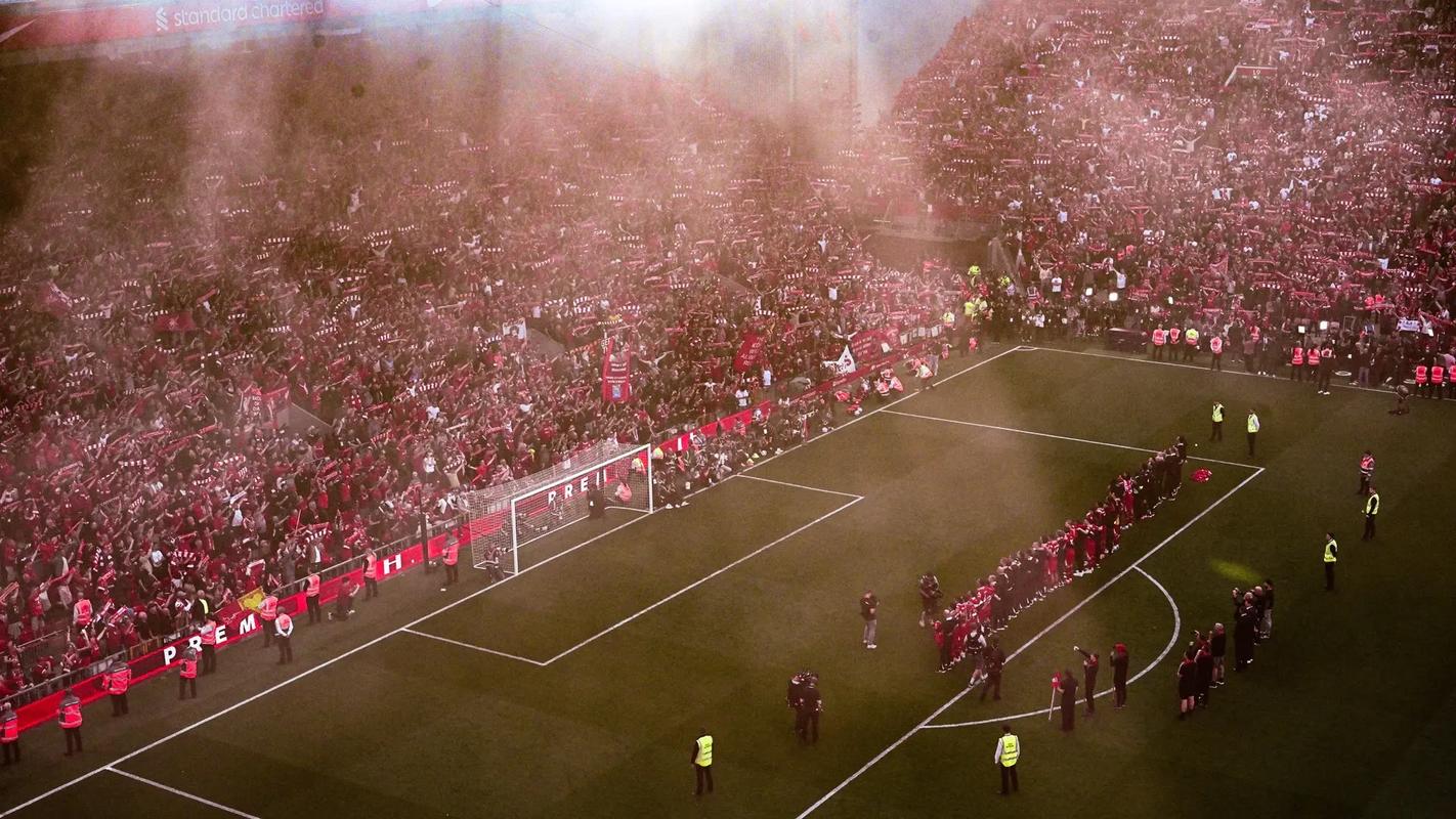 记者：库尔图瓦也伤了，将不会参加11月份国家队比赛（记者：库尔图瓦因伤缺席11月国家队赛事）