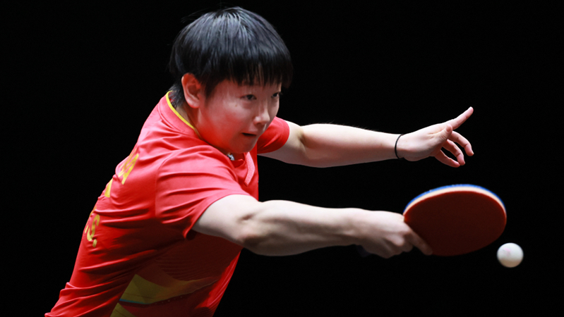 曼城斯特林关键进球锁定三分（斯特林致胜一击助曼城全取三分）