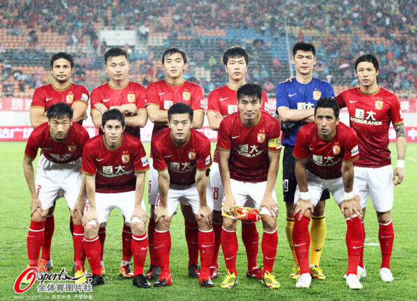 米勒回忆与科比冲突，垃圾时间扭打按计分台（米勒忆与科比冲突：垃圾时间扭打至计分台）