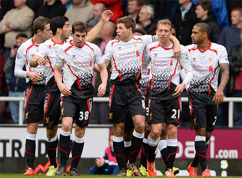 阿尔贝托：当时接到拉齐奥电话后，只考虑了五分钟就决定加盟（阿尔贝托：接到拉齐奥来电后，我仅用5分钟便拍板加盟）