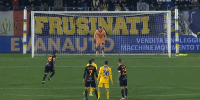 本赛季云南玉昆主场场均观众超2.2万人，带动直接消费2.3亿元（云南玉昆本季主场场均观众破2.2万，拉动2.3亿元直接消费）