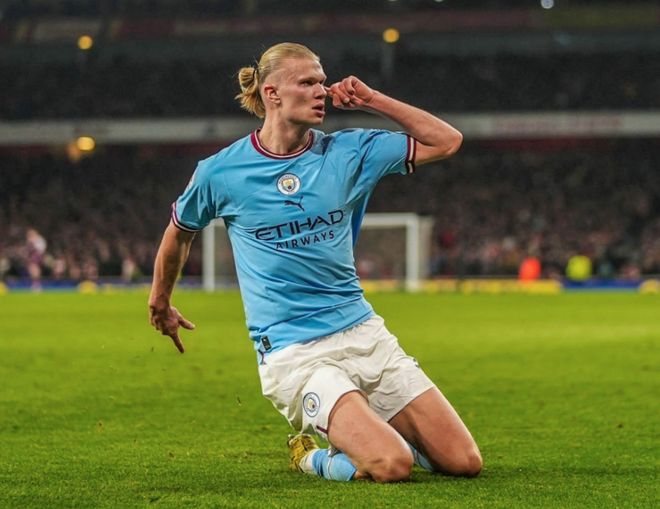 NBA：湖人加时险胜掘金 詹姆斯砍下38分（詹姆斯38分助湖人加时险胜掘金）