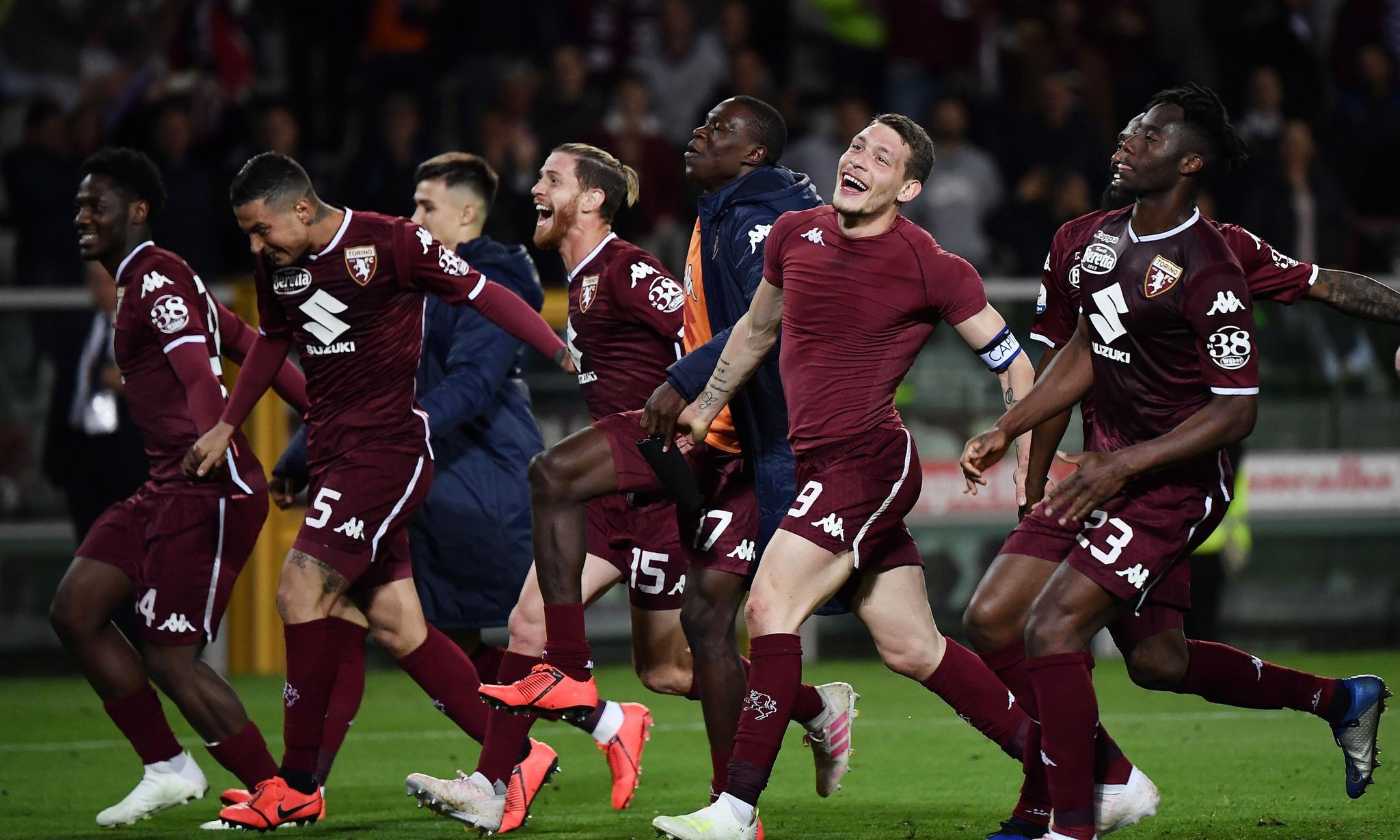 阿拉巴年度最佳投票：姆巴佩、阿什拉夫、登贝莱分列前三（阿拉巴年度最佳票选结果：姆巴佩、阿什拉夫、登贝莱包揽前三）