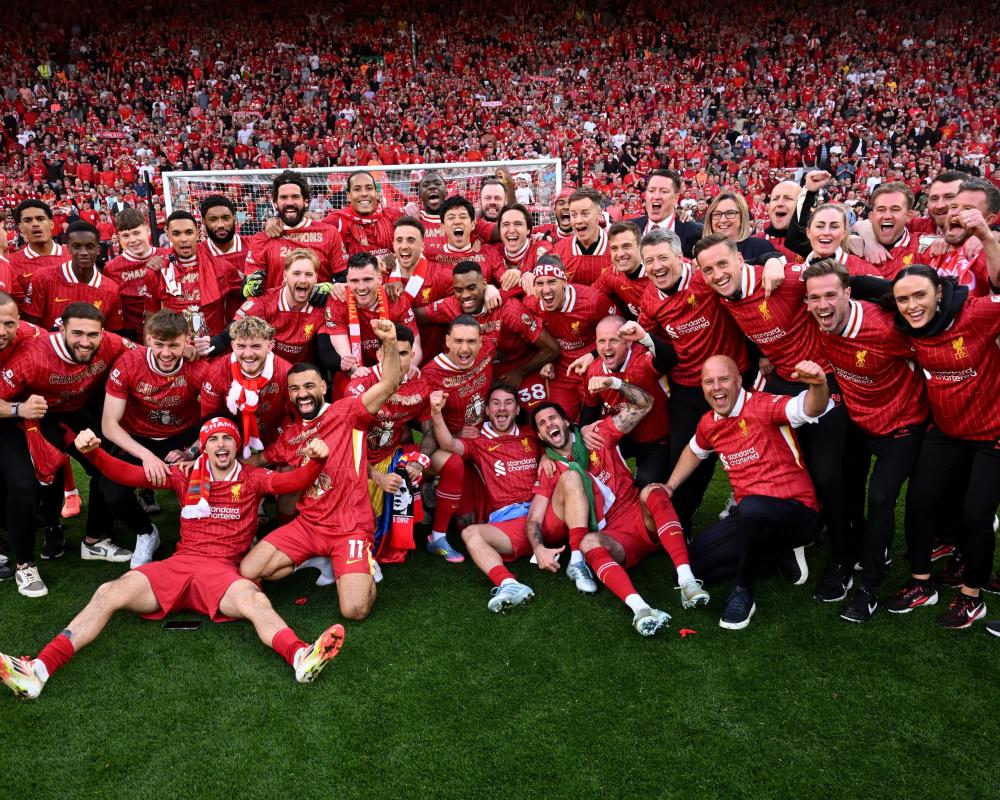 上海男篮三分雨淹没对手（上海男篮外线火力全开，击溃对手）