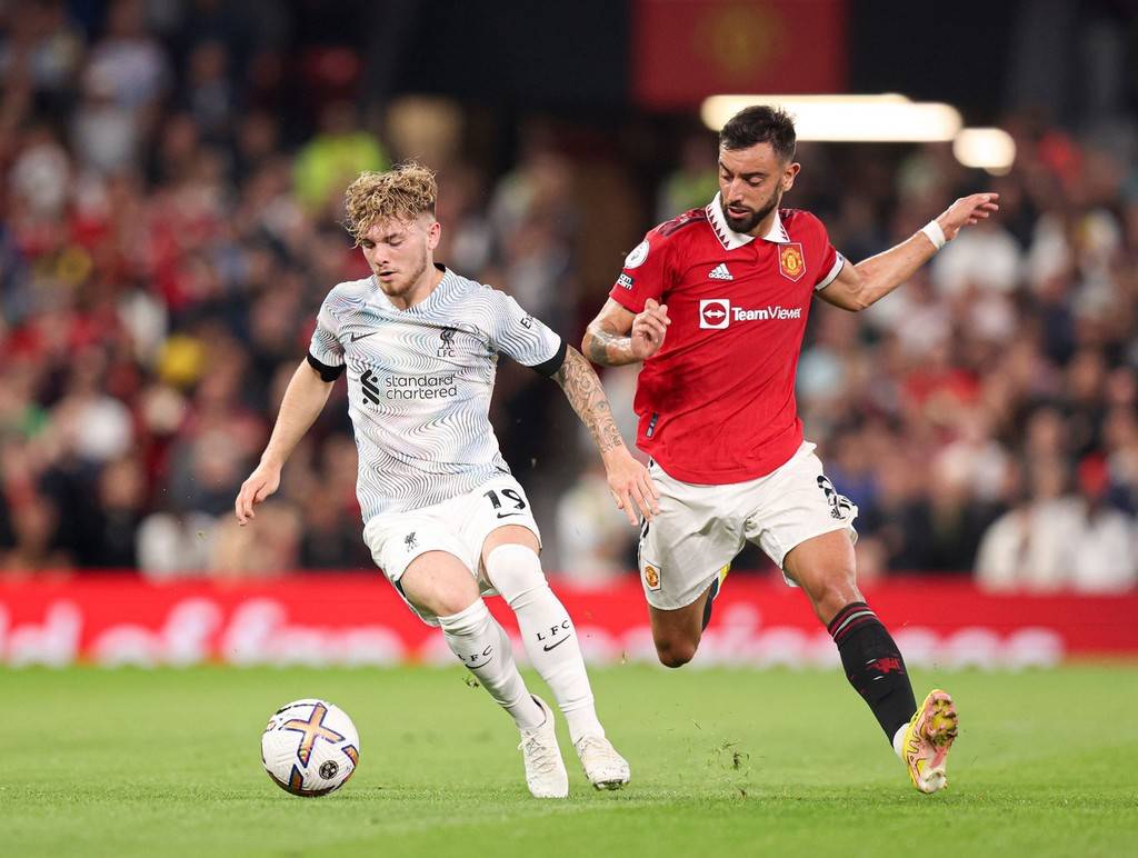 球队逼抢节奏像风暴一样（球队逼抢如狂风骤雨）